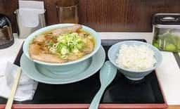 新橋ニューともちんラーメン 蒲田駅前店