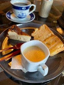 館そば