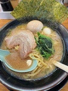 横浜家系ラーメン 津田家
