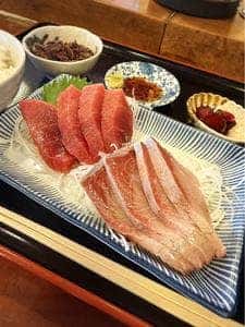 まぐろや