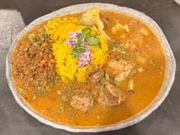 創作カレー ツキノワ