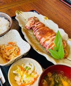 古民家 炭火焼干物定食 つくし