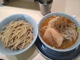 麺でる 立川店