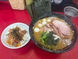 ラーメン 杉田家 千葉駅前店