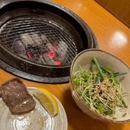 炭火焼肉 ごしち