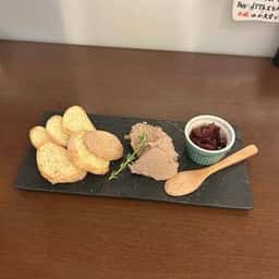 Wine Dining Quatre