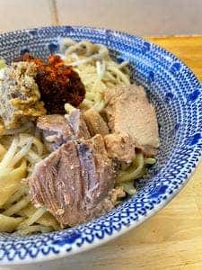 元祖極太塩焼きそば 三毛猫
