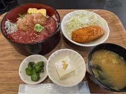 食堂 魚正