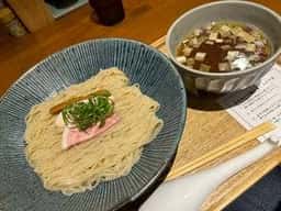 間借り麺業 あらや識