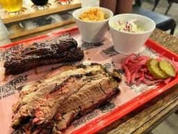 LONESTAR SMOKE HOUSE