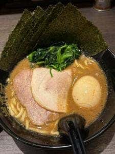 濃厚豚骨ラーメン 岩本家