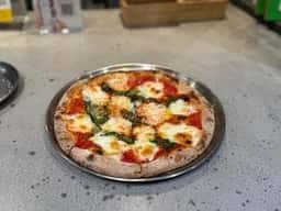 CRAZY PIZZA TORANOMON
