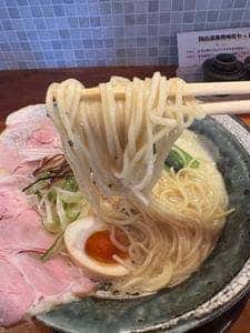 自家製麺 地鶏中華そば 松利屋