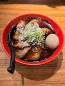 麺家いろは CiC店