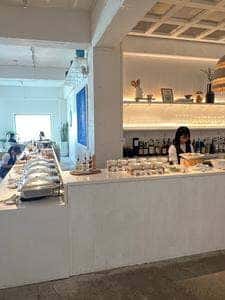 地中海レストラン アネリア プリシアリゾートヨロン