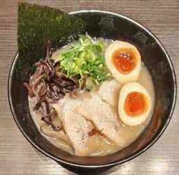 とんこつらーめん俺式 純 東京駅店