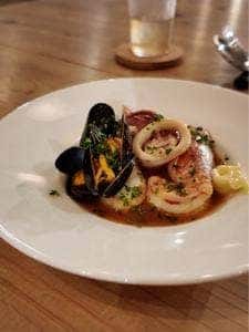 french Bistro cache-cache