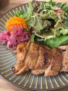 かなで食堂本店
