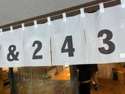 &243
