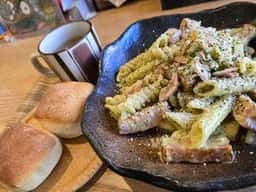 LOGUE CAFE