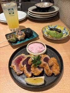 刻刻刻刻坐 shikokuza