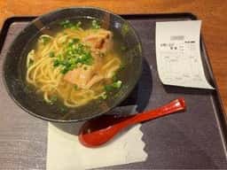 沖縄そば処 まるそば とまりん店