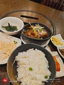 炭火焼肉 うっしっし