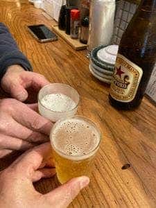 酒場 踊るうぐいす