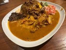 カレーや デッカオJr.