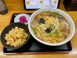 福しん 新宿小滝橋店