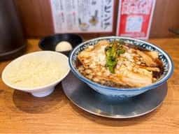 栄 焼豚中華そば専門 しげる