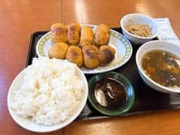 ホワイト餃子 高島平店