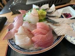 氷見 魚市場食堂