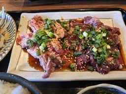 焼肉と釜炊きごはん あおい