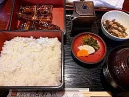 うなぎ料理 志おや