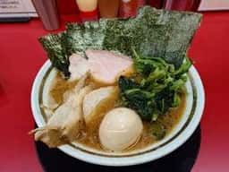家系ラーメン 王道家直伝 との丸家