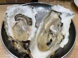 牡蠣とワイン立喰い すしまる