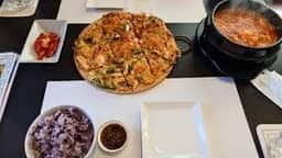 韓国ダイニング Twins