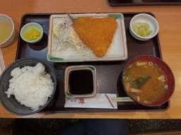 酒房 灘 さんちか店