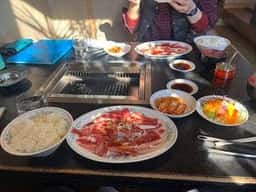 焼肉中華 けやき