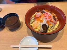 京・朱雀 すし市場