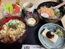 らくらく亭