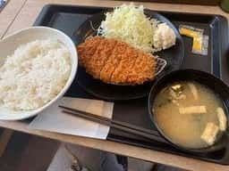 松屋 秋田広面店 松のや併設