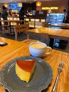 Cafe HACHI＆MITSU
