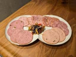 THE BOND coffee & bar