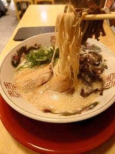 博多豚骨ラーメン酒場 浜ちゃん