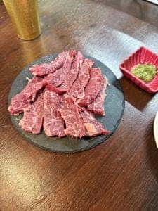 焼肉ホルモン 進