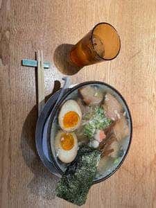 銀座はるちゃんラーメン