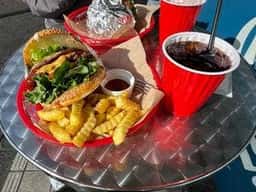 JACK'S PIZZA & BURGERS