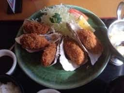 レストラン三宝 吉田店